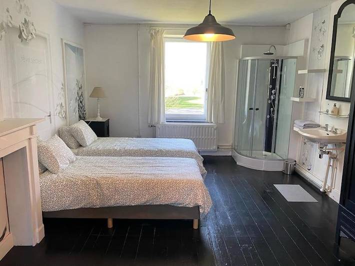 Location de vacances pour 12 personnes, avec jardin ainsi que vue et sauna, animaux acceptés dans Porcheresse - 2