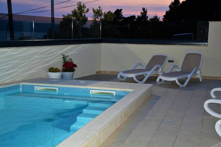 Ferienwohnung für 3 Personen, mit Meerblick und Terrasse in Makarska - 3