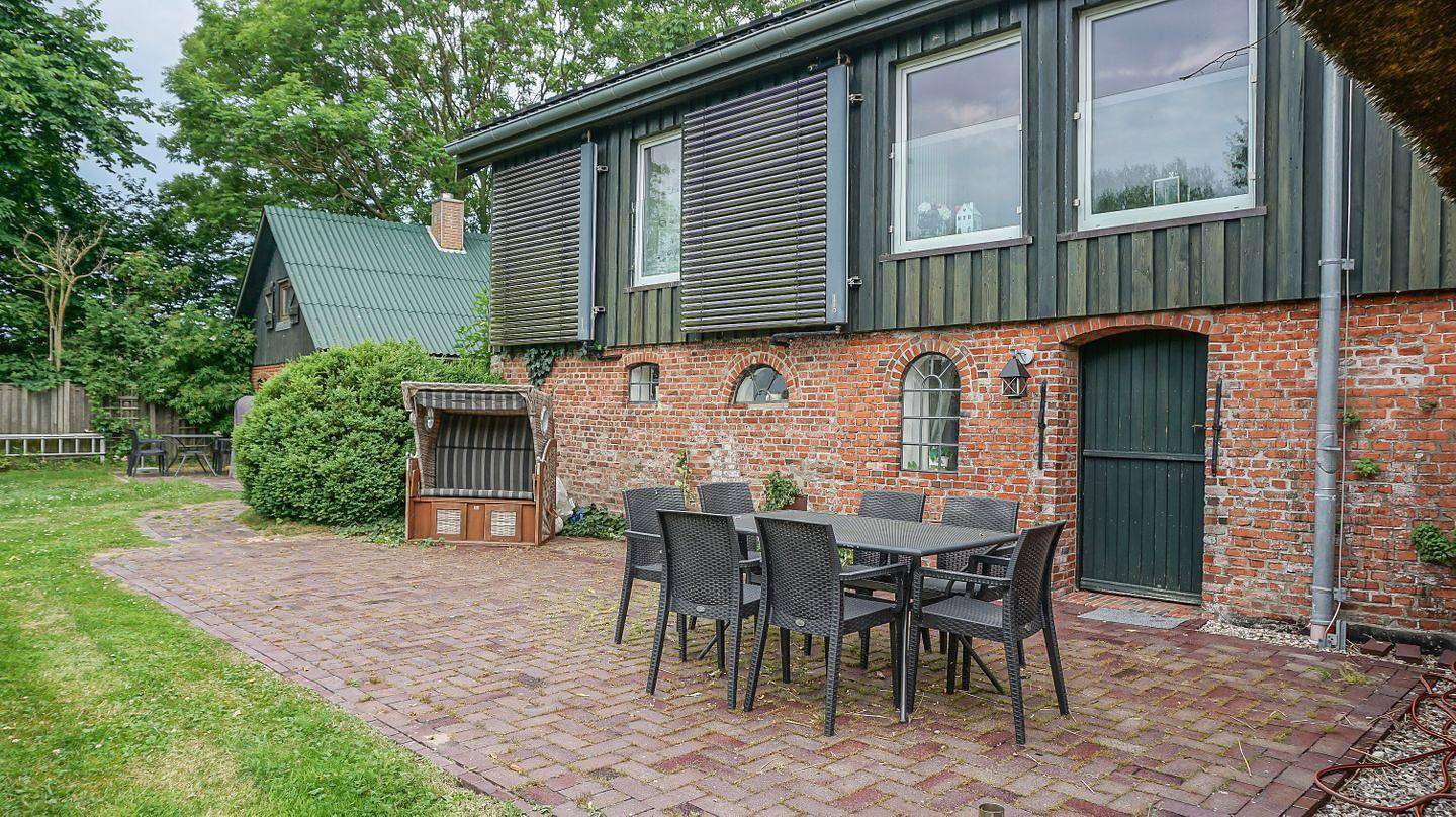 Groß Anno 1768: Reetdachhaus mit Sauna & Whirlpool für 10 in Osterhever, Eiderstedt