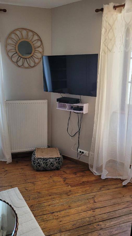 Two-Bedroom House in Boën-sur-Lignon, Montbrison