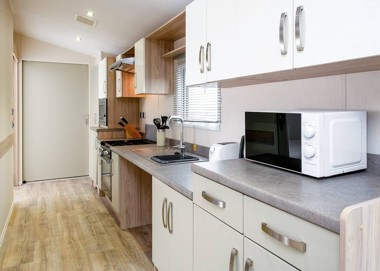 Stratford Caravan Wcf (Pet) in Stratford upon Avon, Warwickshire