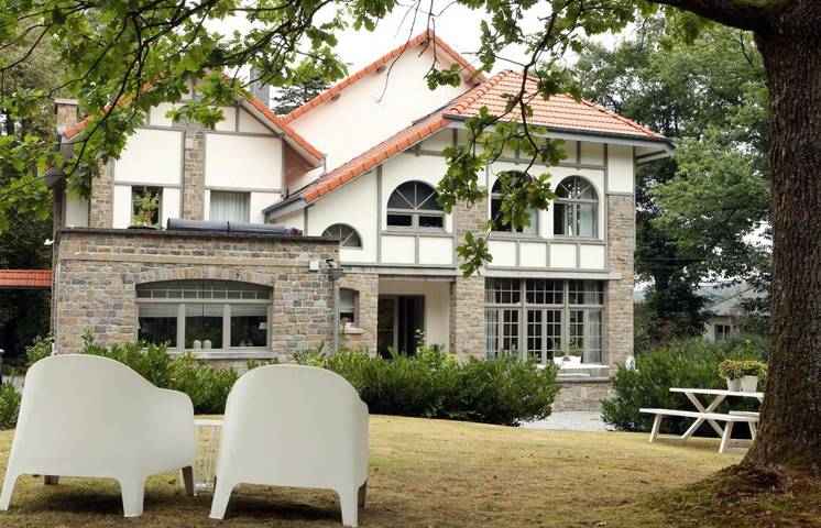 Chambre d’hôte pour 2 personnes, avec terrasse ainsi que jardin et vue