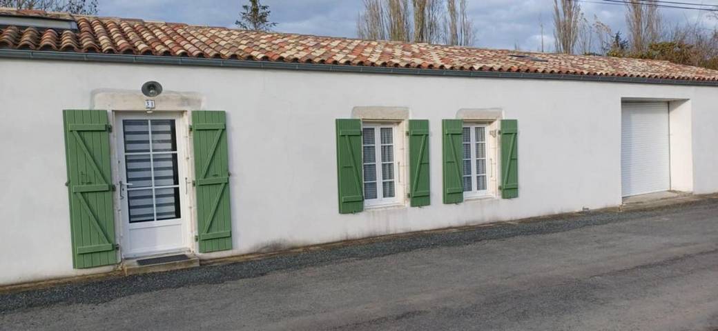 Location de vacances pour 6 personnes, avec vue et jardin, animaux acceptés à Marans - 3