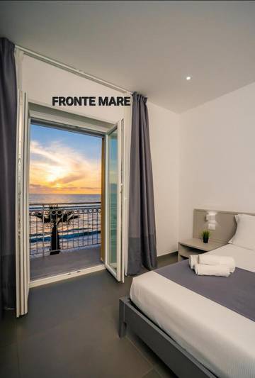 Ferienwohnung für 3 Personen, mit Ausblick und Balkon in Agropoli