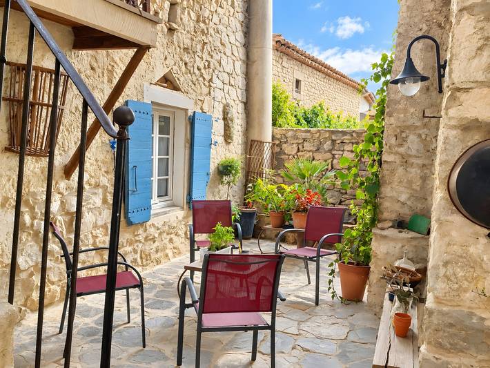 Casa de huéspedes con encanto antiguo en Fons-sur-Lussan in Fons-sur-Lussan, Region de Nimes