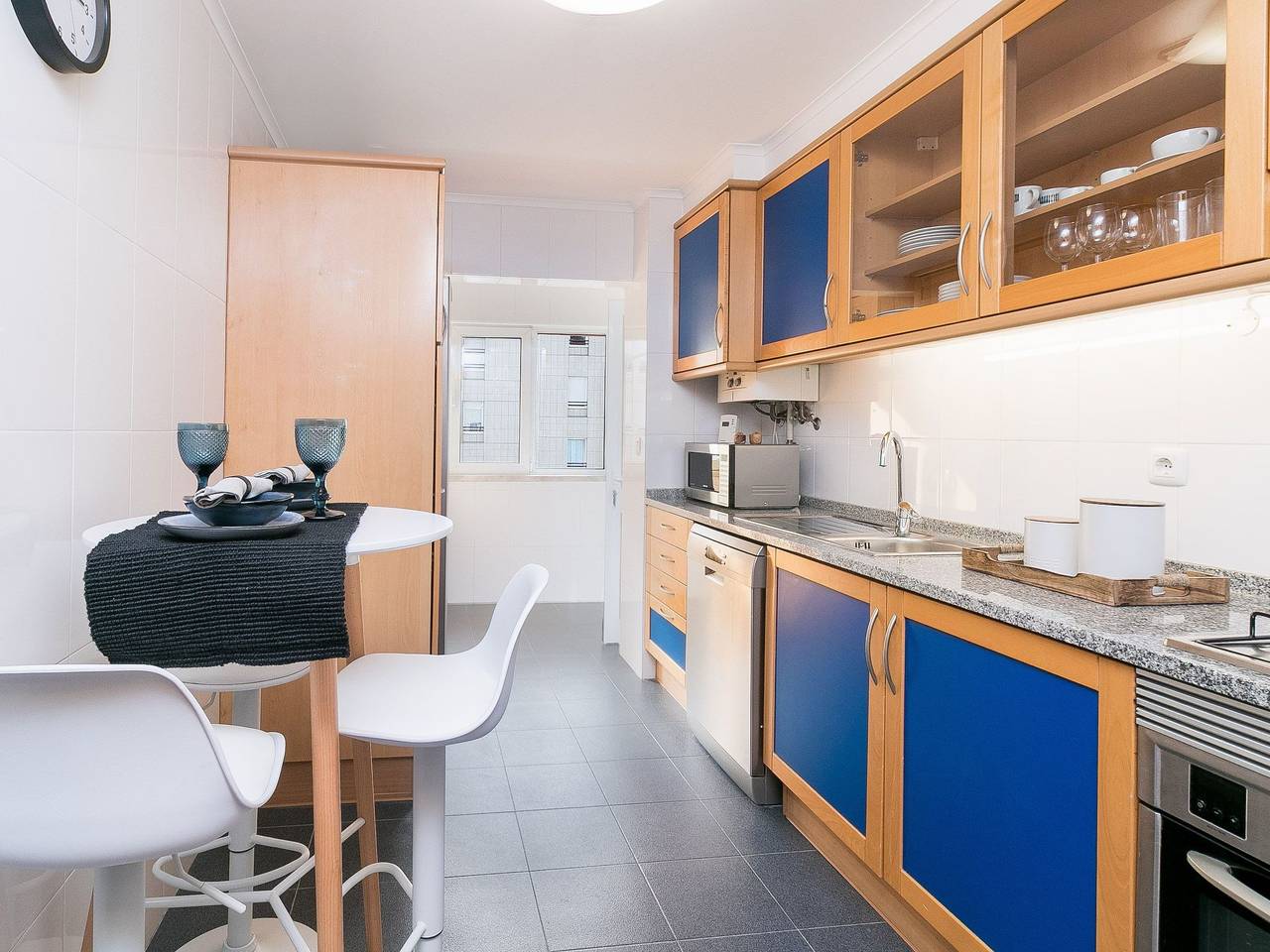 Apartamento inteiro, The Metropolitan- Premium-Wohnung mit Balkon, Parkplatz in Lumiar, Costa de Lisboa