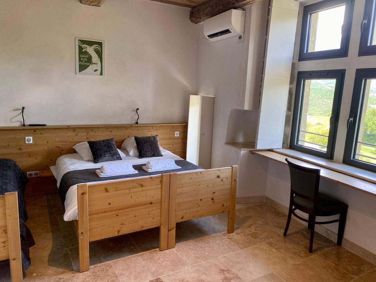 Château du Poët-Célard in Le Poët-Célard, Région de Die