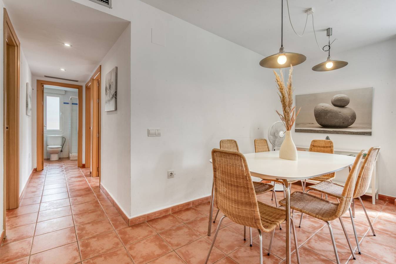 Appartement entier, Appartement 'Notre Petit Coin de Paradis' avec Piscine Partagée, Wi-Fi et Climatisation in Avenida de Augusta, Jávea