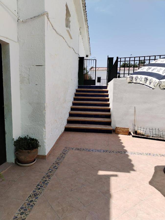 Casa rural para 14 personas, con Balcón y Terraza además de Jardín y Piscina en Arjona - 4