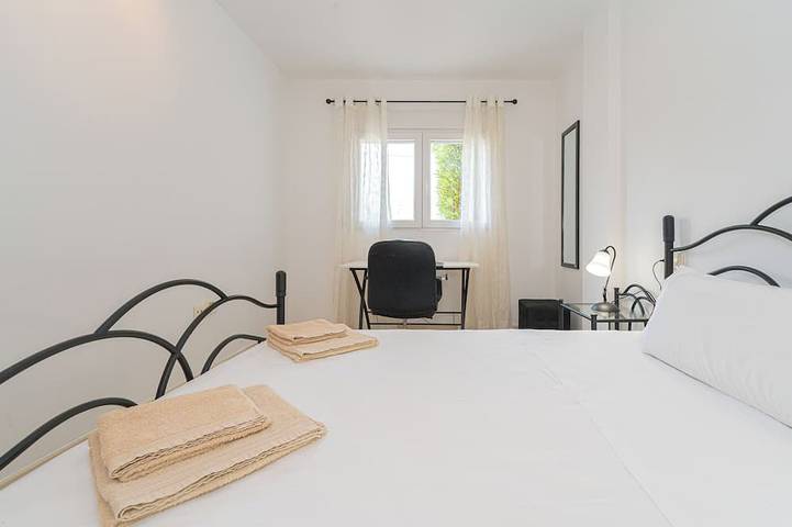 Villa Torrevella 4 bed 4 Bath Private Pool in El Campello, Costa Blanca
