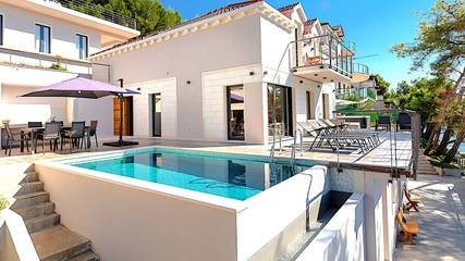Villa for 8 People in Blato, Dubrovnik-Neretva, Photo 2