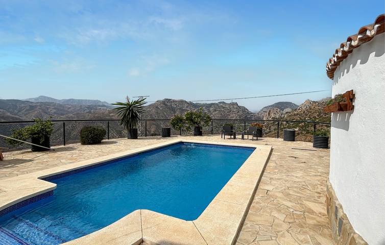 Ferienhaus für 6 Personen, mit Pool