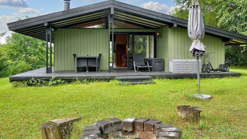 Ferieudlejning for 4 personer, med terrasse og have i Roskilde Fjord