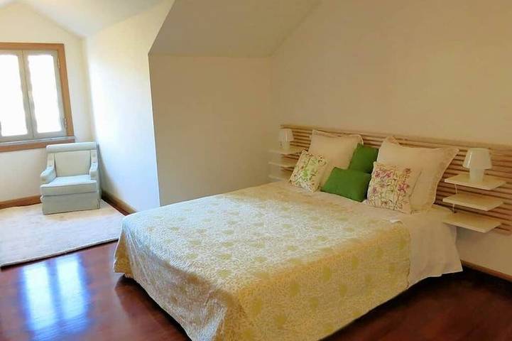 Ganze Wohnung, Superior Rentals – Beachfront Penthouse (kostenloser Parkplatz) in São Martinho, Madeira
