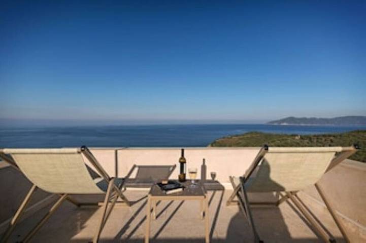 Villa for 6 people, with garden in Skiathos