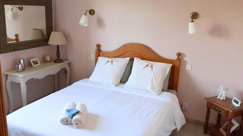 Location de vacances pour 6 personnes, avec balcon et vue à Saint-Julien-du-Serre - 3