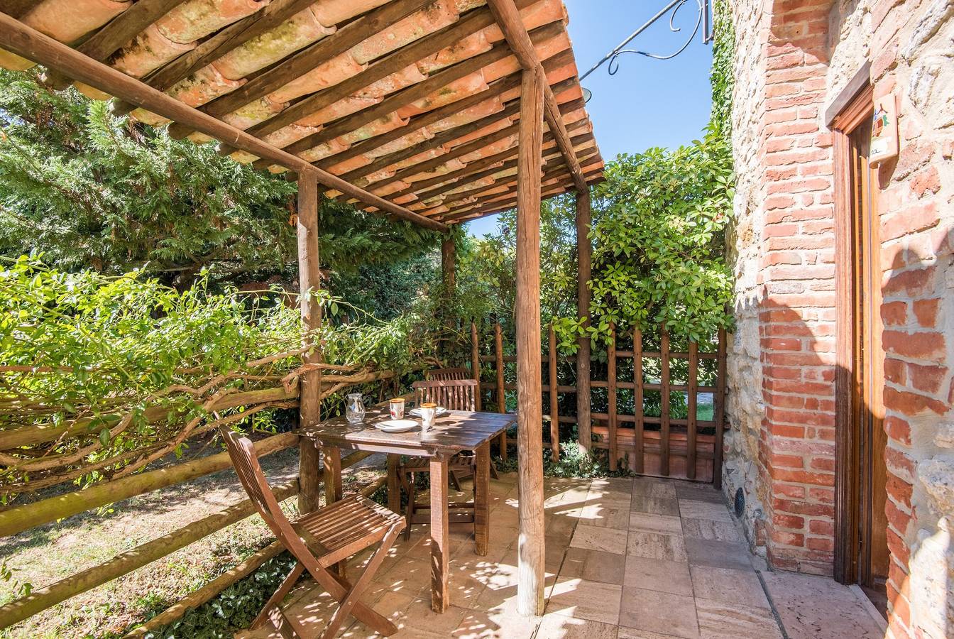 Appartamento 'Agriturismo Ischieto - La Cantina' con piscina condivisa, Wi-Fi e aria condizionata in Rapolano Terme, Siena e dintorni