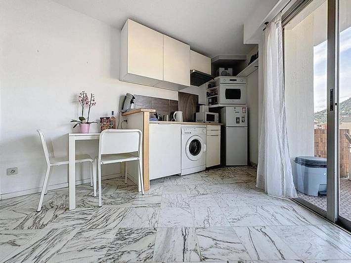 Gîte pour 2 personnes, avec balcon dans Gare De Nice Riquier - 4