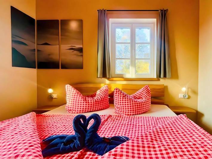Ferienwohnung für 6 Personen, mit Balkon und Terrasse sowie Garten und Sauna in Hinterhermsdorf - 2