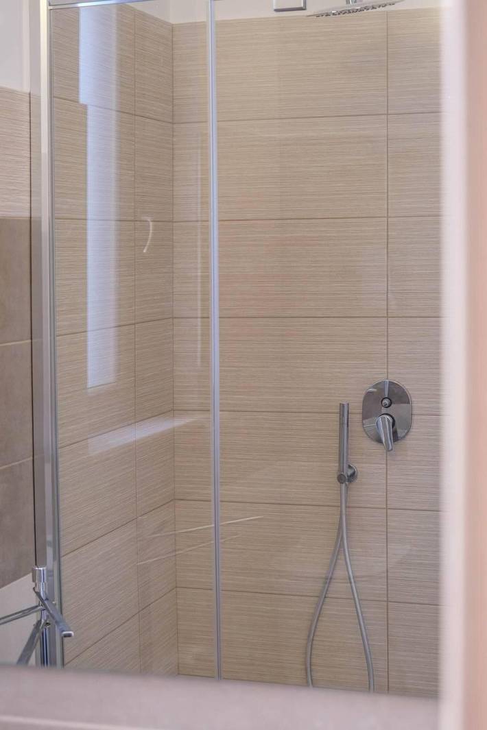 Room 'Stanza Dell'Olio' with Shared Terrace, Wi-Fi and Air Conditioning in Mazzarino, Caltanissetta Province