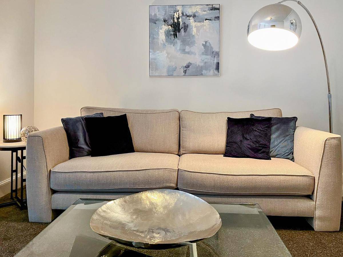 Two-Bedroom Holiday Home in Dundee, Angus
