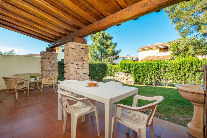 Casa vacanze Li Piri con giardino, terrazza, Wi-Fi e aria condizionata in San Teodoro, Olbia-Tempio