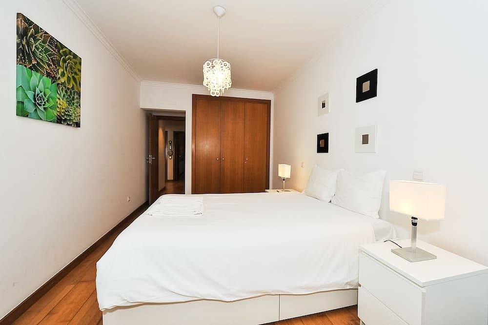 Ganze Wohnung, Oeiras am Strand, 2Br Wohnung für 6, 3 Minuten vom Strand entfernt - Checkinhome in Oeiras, Costa de Lisboa