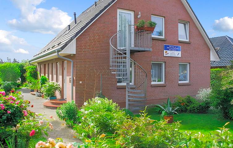 Ferienhaus für 4 Personen, mit Garten in Altenkirchen - 2