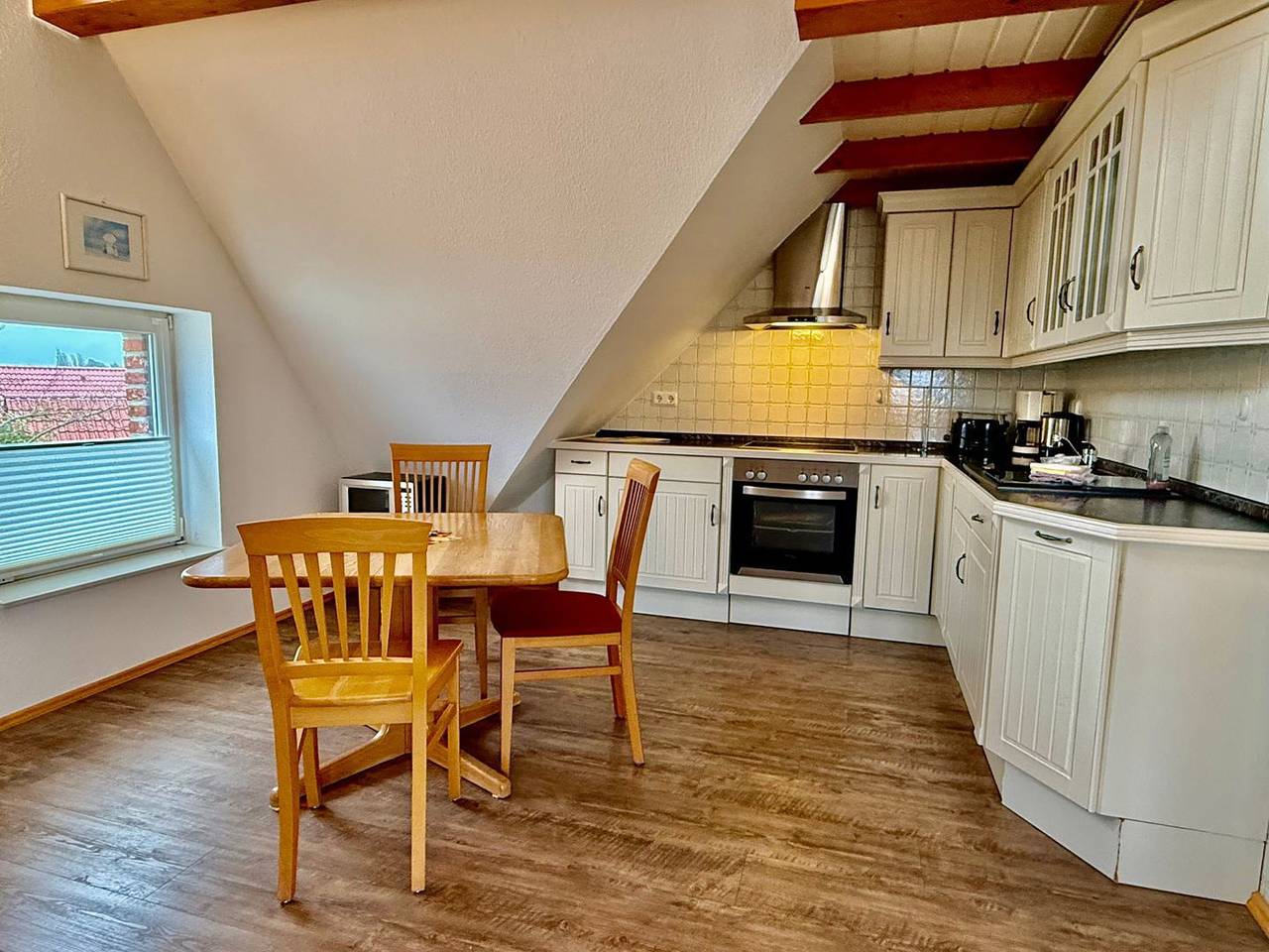 Ganze Wohnung, Ferienwohnung „Rysum“ im Amtmannshaus direkt am Greetsieler Hafen in Greetsiel, Krummhörn
