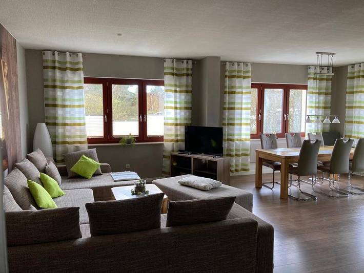 Ferienwohnung für 4 Personen, mit Balkon und Seeblick sowie Ausblick in Zislow - 4