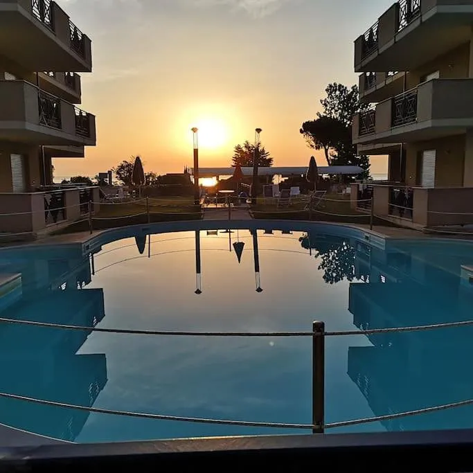 Casa vacanza per 6 persone, con terrazza e giardino nonché piscina e panorama, con animali domestici - 1
