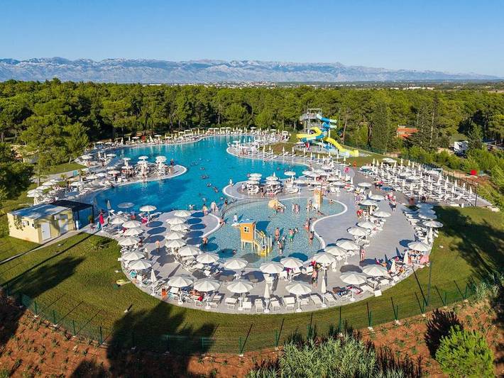 Camping pour 6 personnes, avec Terrasse et Bassin pour enfant en Dalmatie