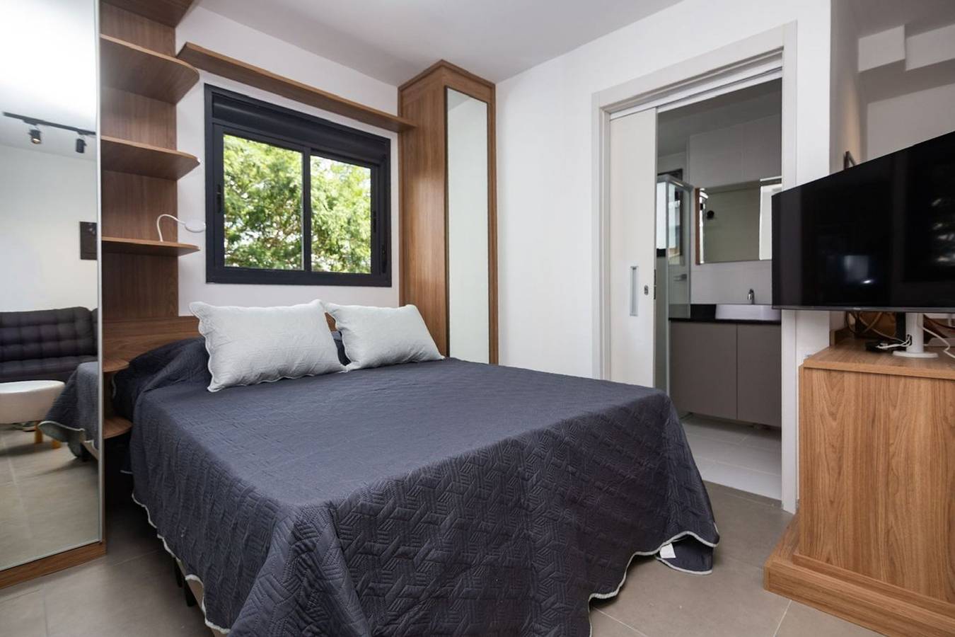 Ganzes Studio, Studio com Varanda ao Lado da Estação Pinheiros in Itaim Bibi, São Paulo