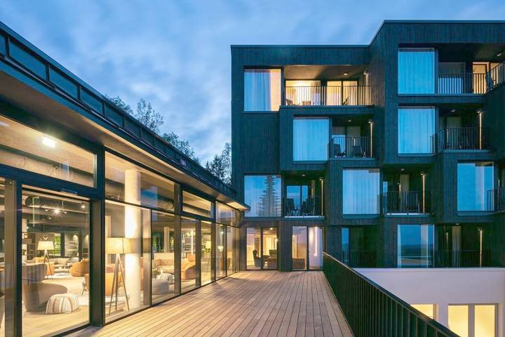 Hôtel pour 2 personnes, avec jardin et bassin pour enfant ainsi que sauna et piscine, animaux acceptés