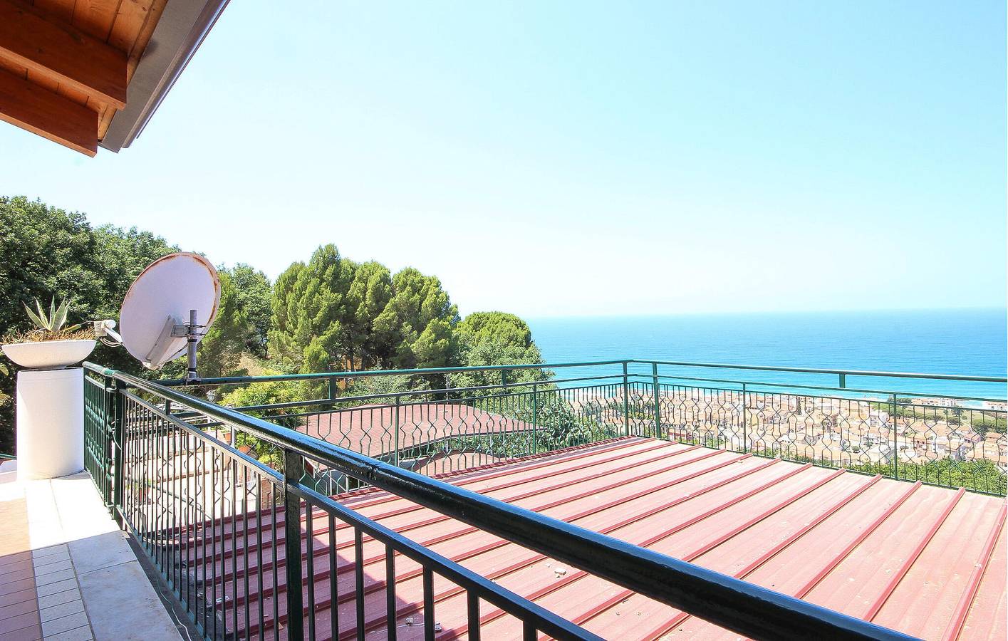 Appartamento intero, Accogliente appartamento a 2,5 km dalla spiaggia con aria condizionata e parcheggio in Santa Maria di Castellabate, Cilento