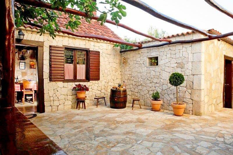 Entire apartment, Apartments Mirko in Seget Vranjica, Split-Dalmatia