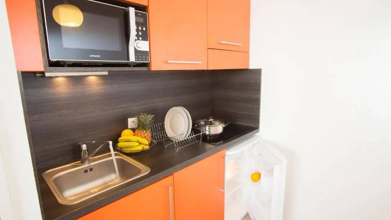 Appartement de vacances entier, Appartement de vacances pour 3 personnes avec piscine in Chevilly-Larue, Val-de-Marne