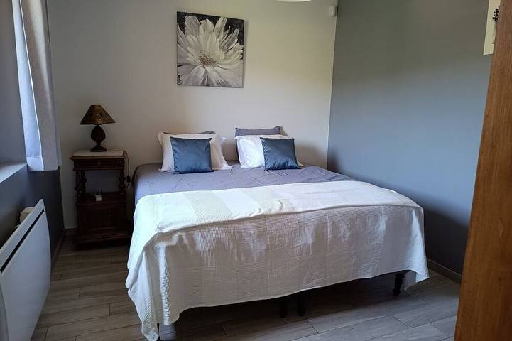 Gîte pour 6 personnes, avec piscine à Argilliers - 4