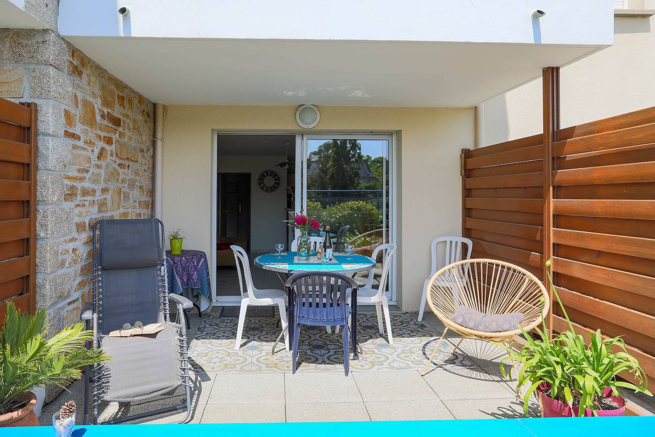 Ganze Wohnung, Ferienwohnung 'T2 Avec Terrasse Proche Plages' mit Seeblick, privater Terrasse und Wi-Fi in Pléneuf-Val-André, Côte de Goëlo