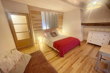 Gîte pour 5 Personnes dans Bromont-Lamothe, Massif central, Photo 2
