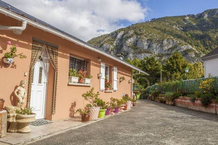 Location de vacances pour 2 personnes, avec Jardin à Aspin-en-Lavedan