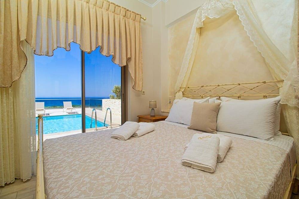 Private pool★Seaview★Walk to restaurant, market & Falasarna beach in Chania und Umgebung