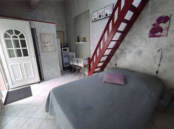 Chambre d’hôte pour 3 personnes, avec jardin dans les Pyrénées-Orientales