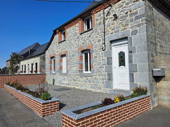 Chambre d’hôtes 'Chambres Azélice' avec terrasse partagée, jardin partagé et Wi-Fi in Féron, Avesnes-sur-Helpe