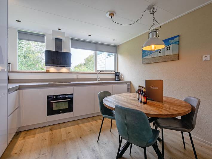 Chalet für 5 Personen, mit Terrasse und Garten sowie Whirlpool, mit Haustier auf Texel - 3