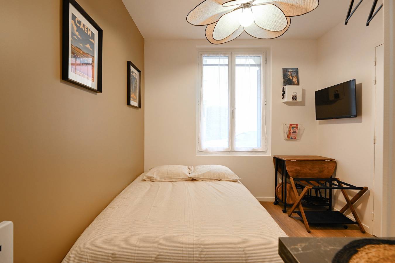 Apartamento entero, Le 1 du Clos Fleuri - Studio avec extérieur privatif in Caen, Región de Caen