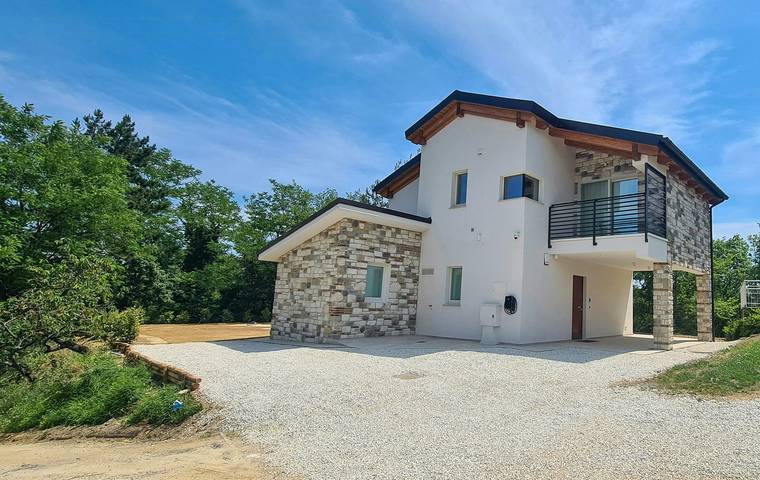 Villa spaziosa con vista sulle montagne in Montefortino, Parco nazionale dei Monti Sibillini