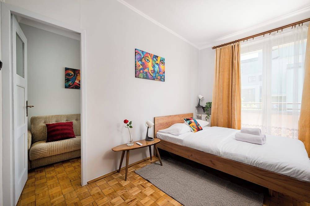 Entire apartment, Muranów Art Apartment in Warsaw Śródmieście, Warsaw