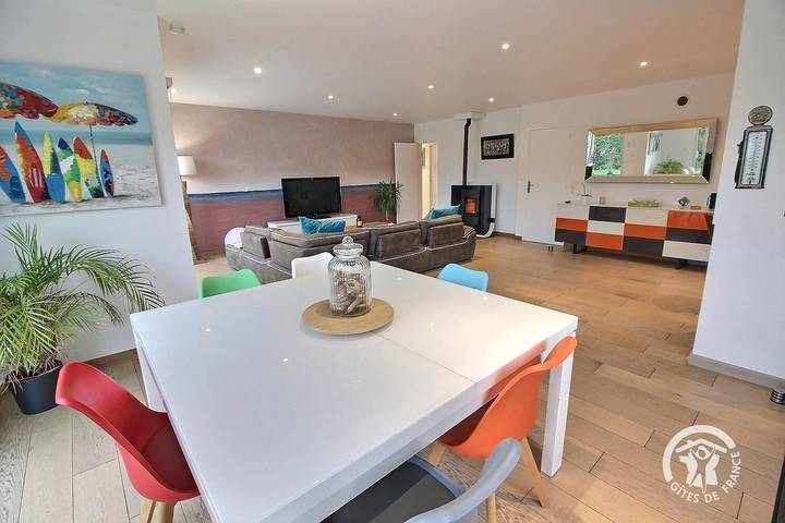 Gîte pour 6 personnes, avec Terrasse et Jardin à Pleumeur-Bodou - 2