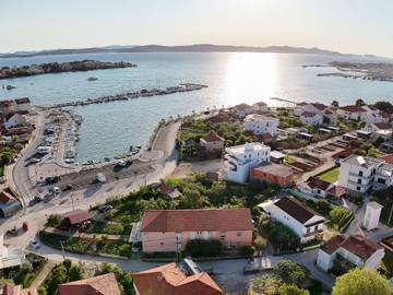 Ferienhaus für 10 Personen, mit Garten in Zadar